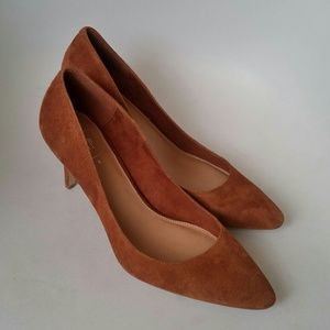 GAP tan suede heels